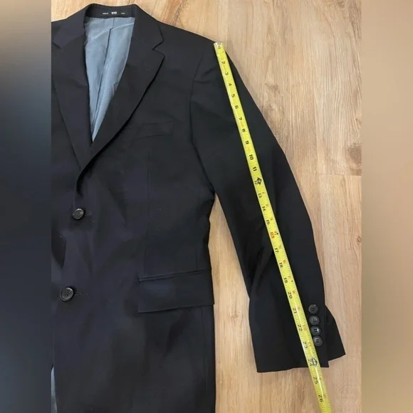 Hugo Boss Super 100 Navy Blue Two Button Sport Coat 100% Virgin Wool 40 L